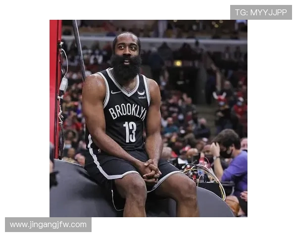 萨里认为麦肯尼应被两黄罚下并称球队下半场几乎未受压力