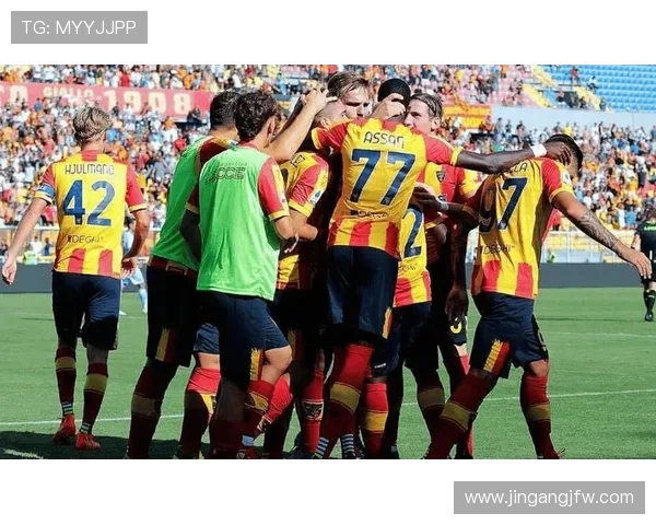 莱切与萨索洛互交白卷，燃情对决难分伯仲